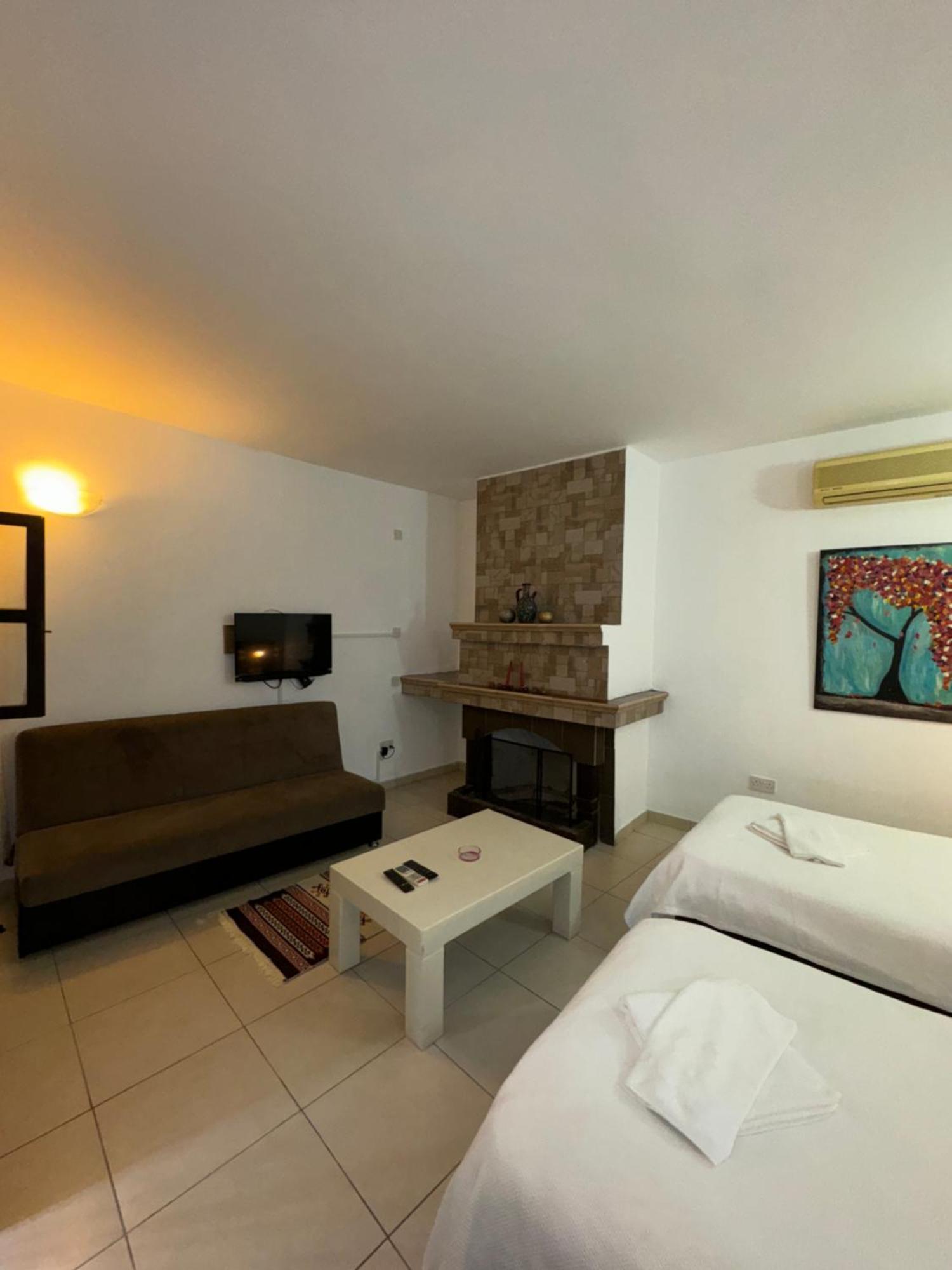 Betul Guest House Famaguszta Kültér fotó